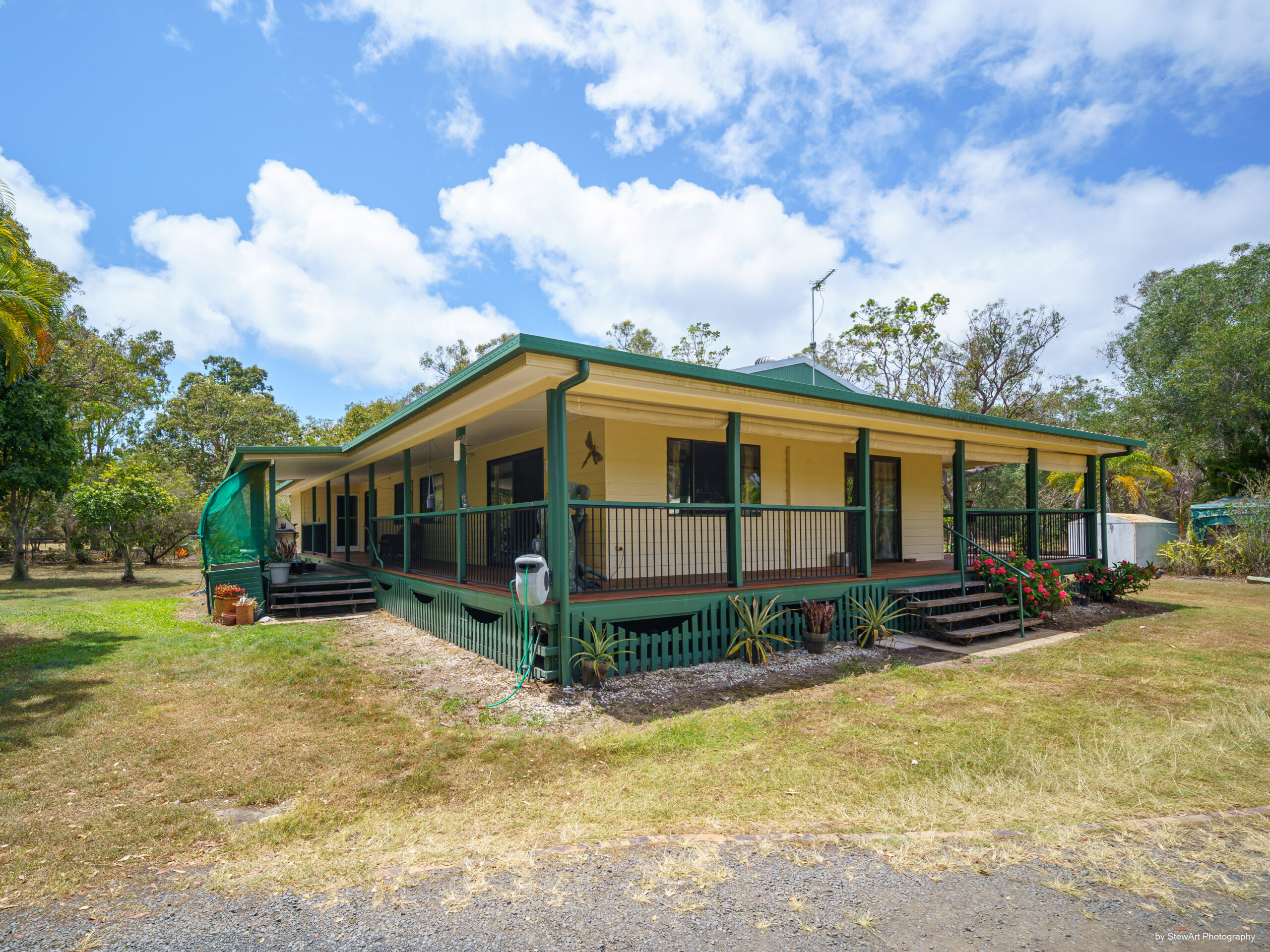 33 Shore Road West, BOORAL, QLD 4655 AUS