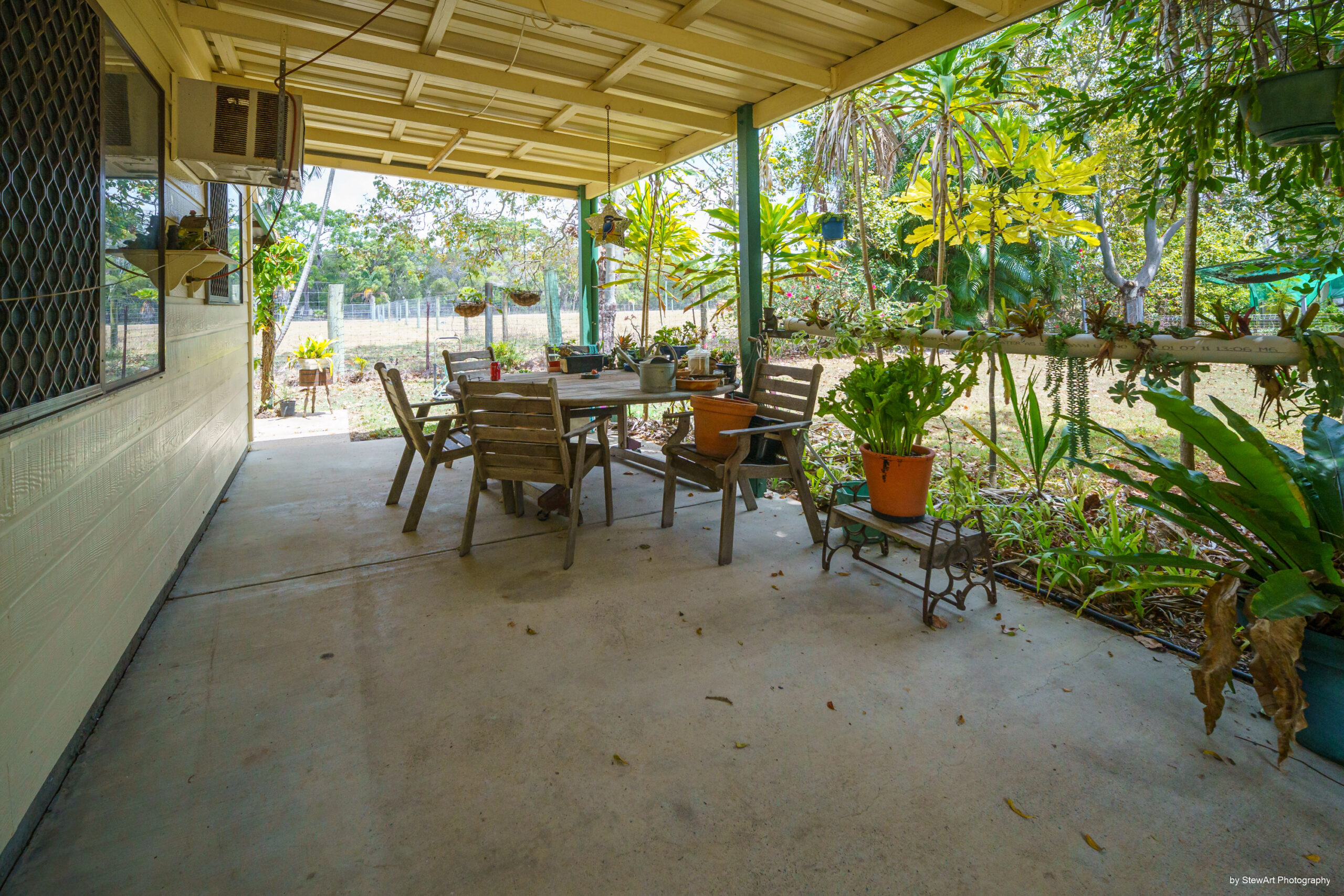 33 Shore Road West, BOORAL, QLD 4655 AUS