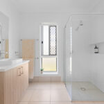 33 Jannik Terrace, PIALBA, QLD 4655 AUS