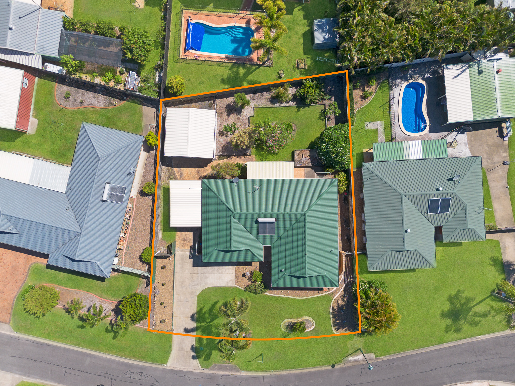 9 Magpie Court, ELI WATERS, QLD 4655 AUS