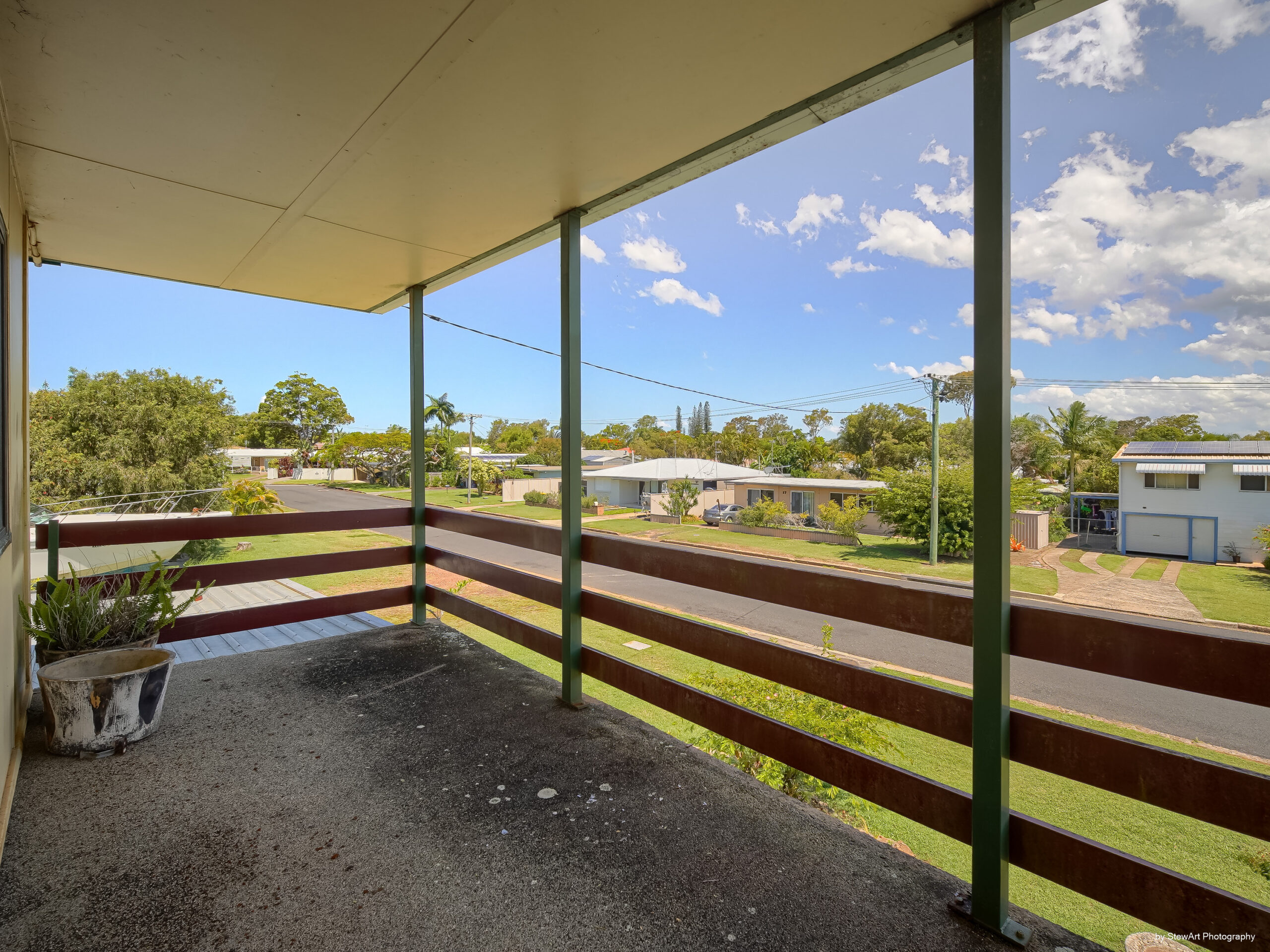 14 Paradise Street, POINT VERNON, QLD 4655 AUS