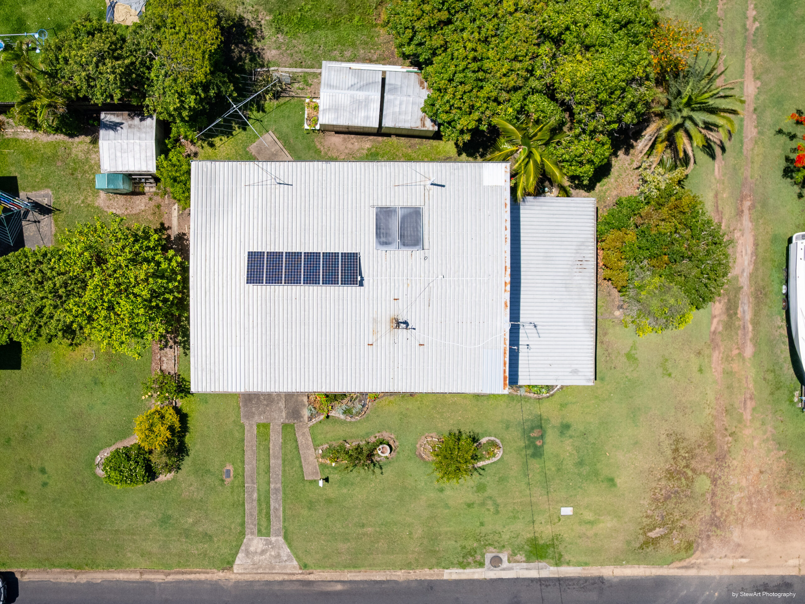 14 Paradise Street, POINT VERNON, QLD 4655 AUS