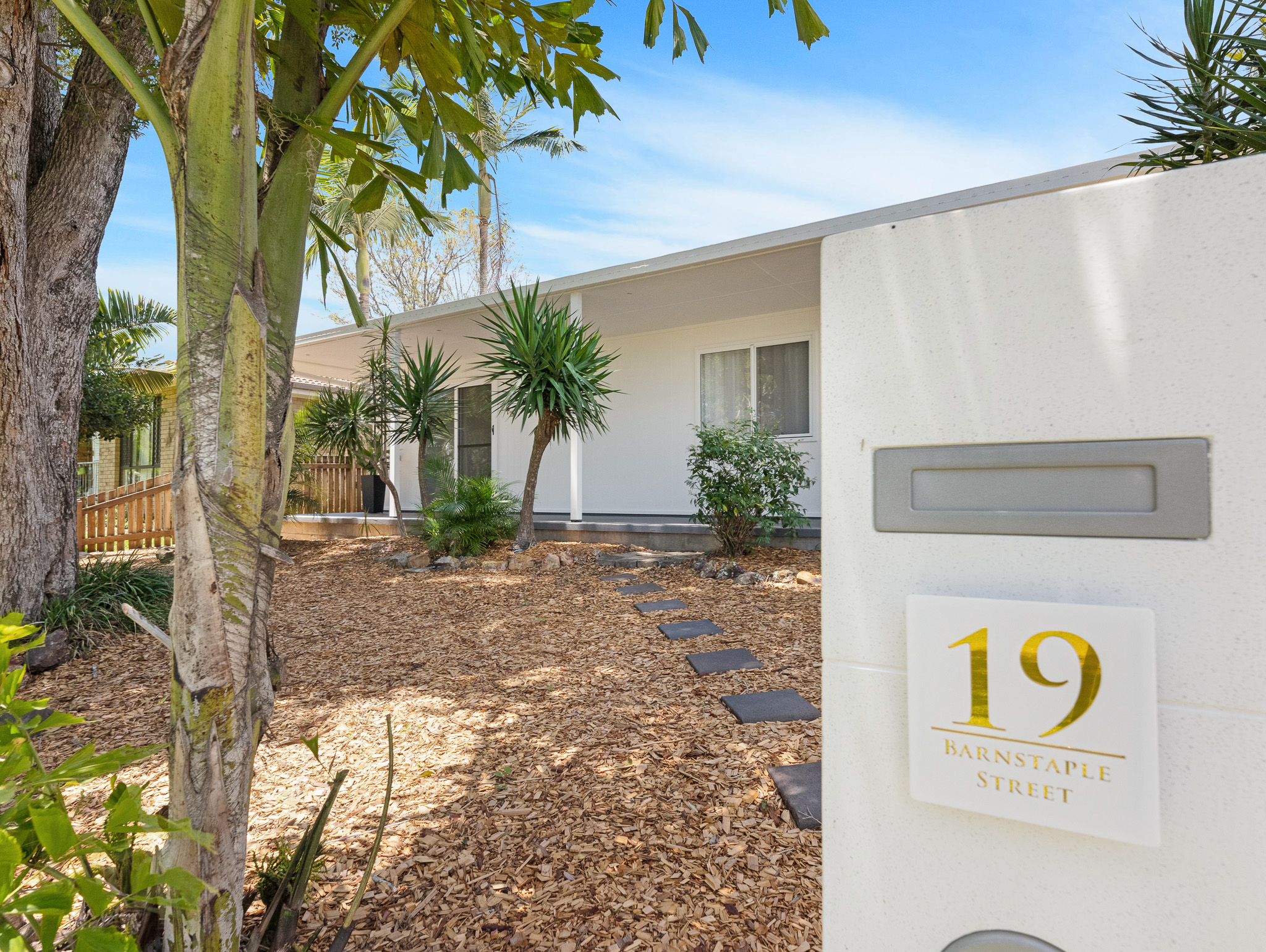 19 Barnstaple Street, TORQUAY, QLD 4655 AUS