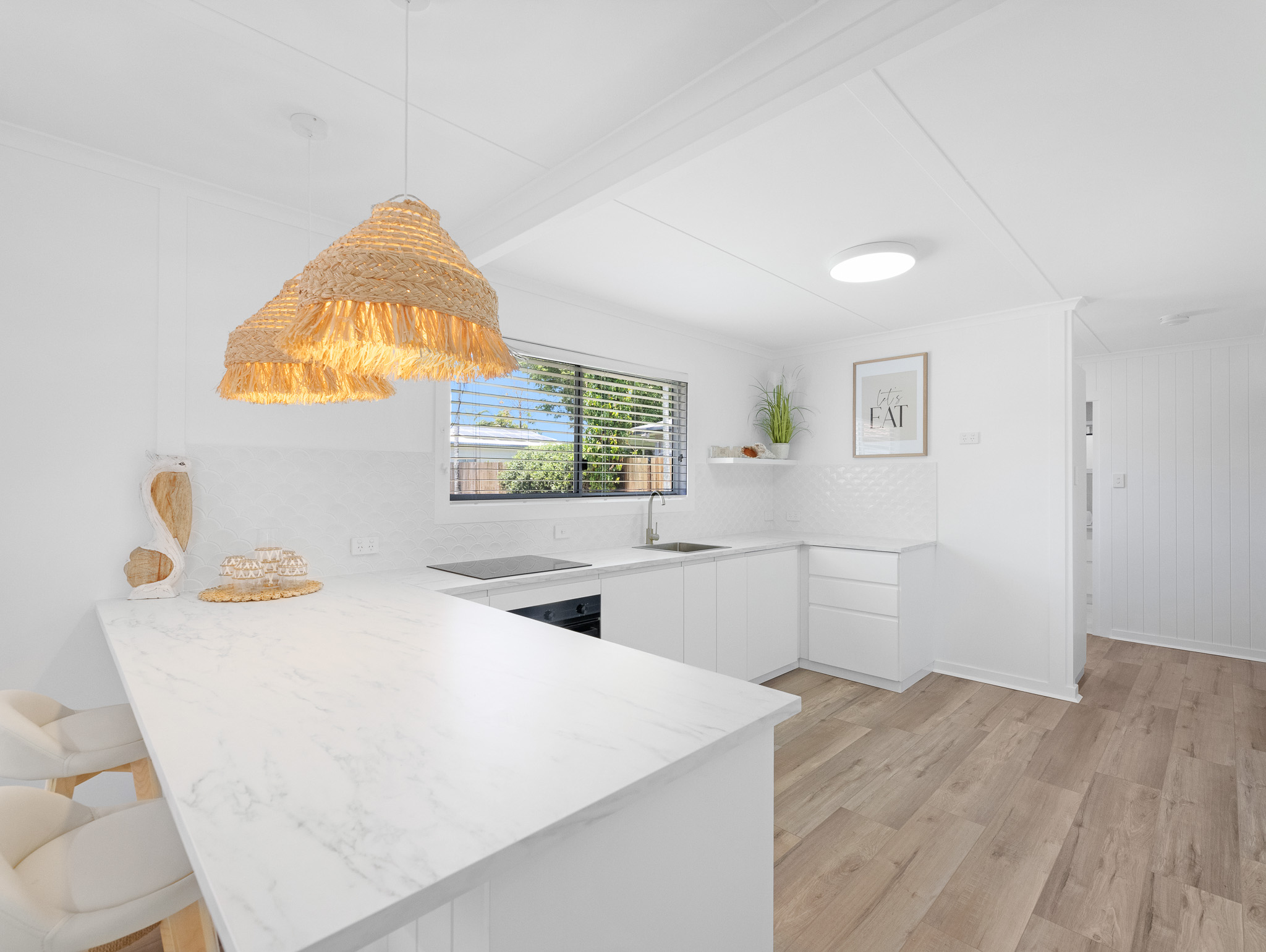 19 Barnstaple Street, TORQUAY, QLD 4655 AUS