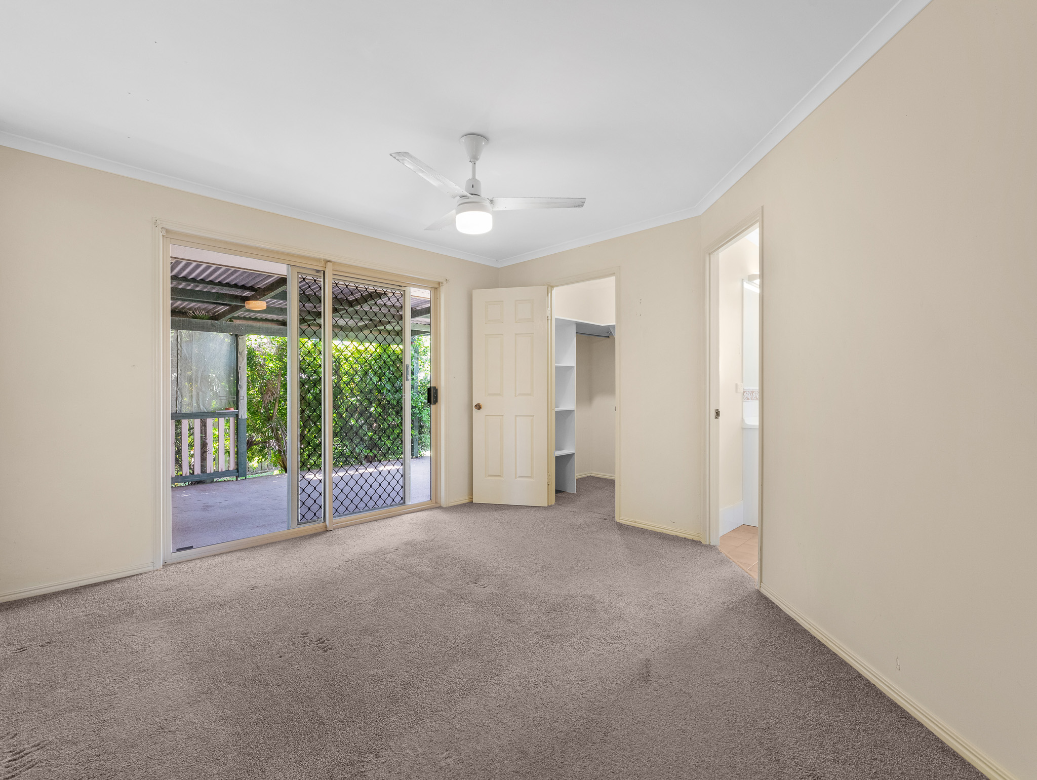 93-95 Nissen St, URRAWEEN, QLD 4655 AUS