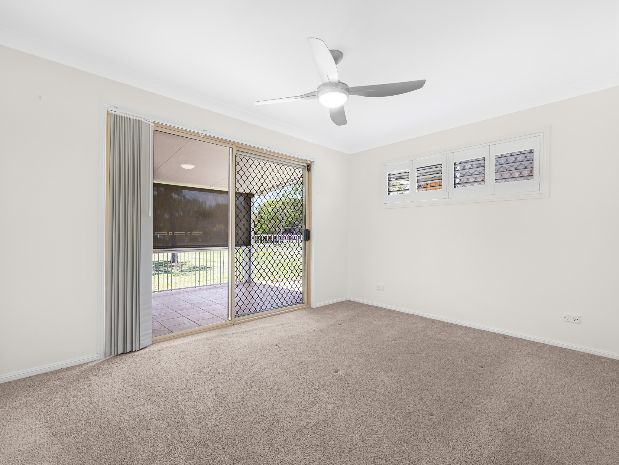 40-46 Ladbroke Cresent, URANGAN, QLD 4655 AUS