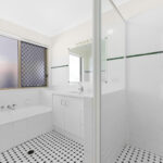 40-46 Ladbroke Cresent, URANGAN, QLD 4655 AUS