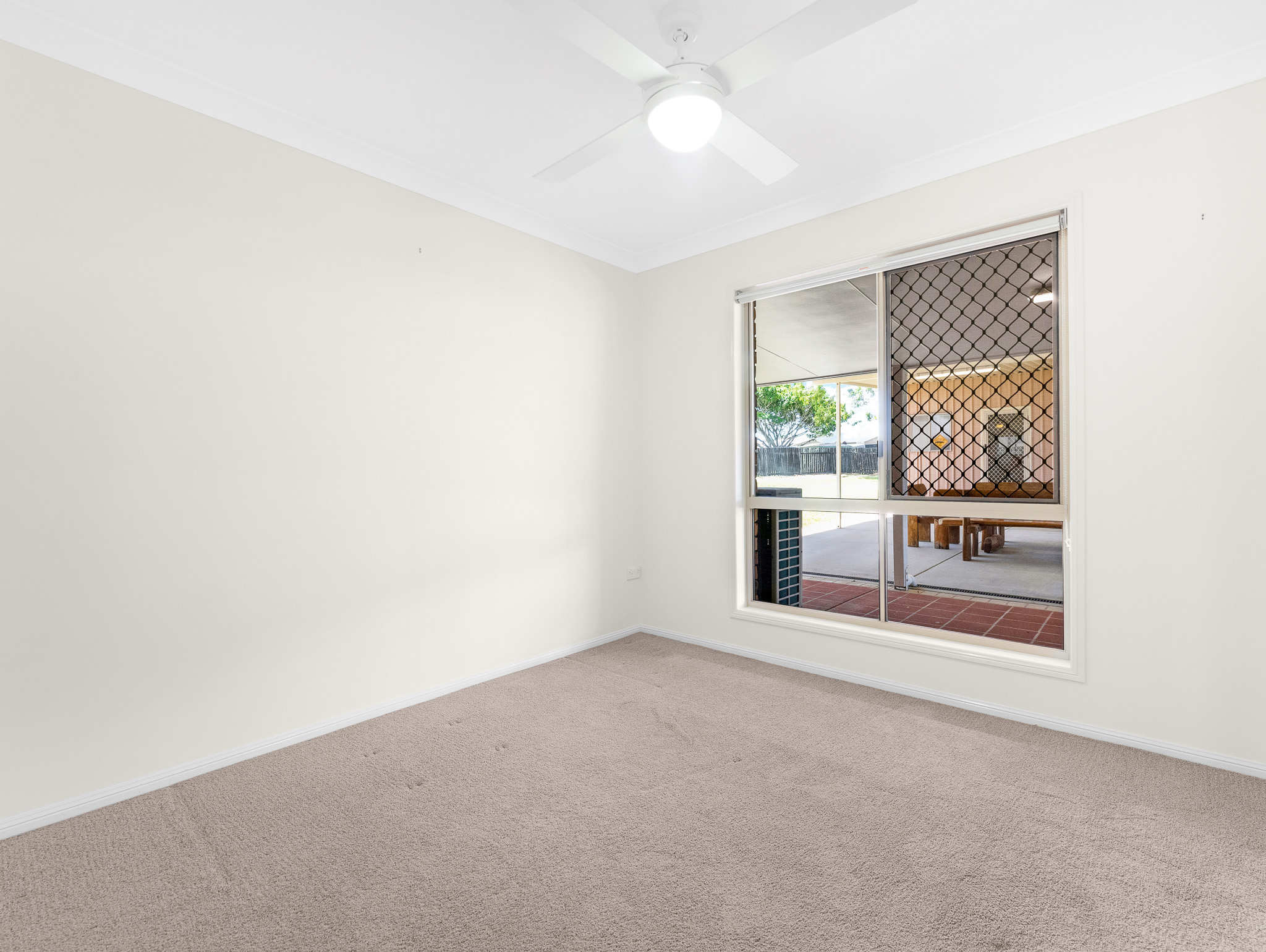 40-46 Ladbroke Cresent, URANGAN, QLD 4655 AUS