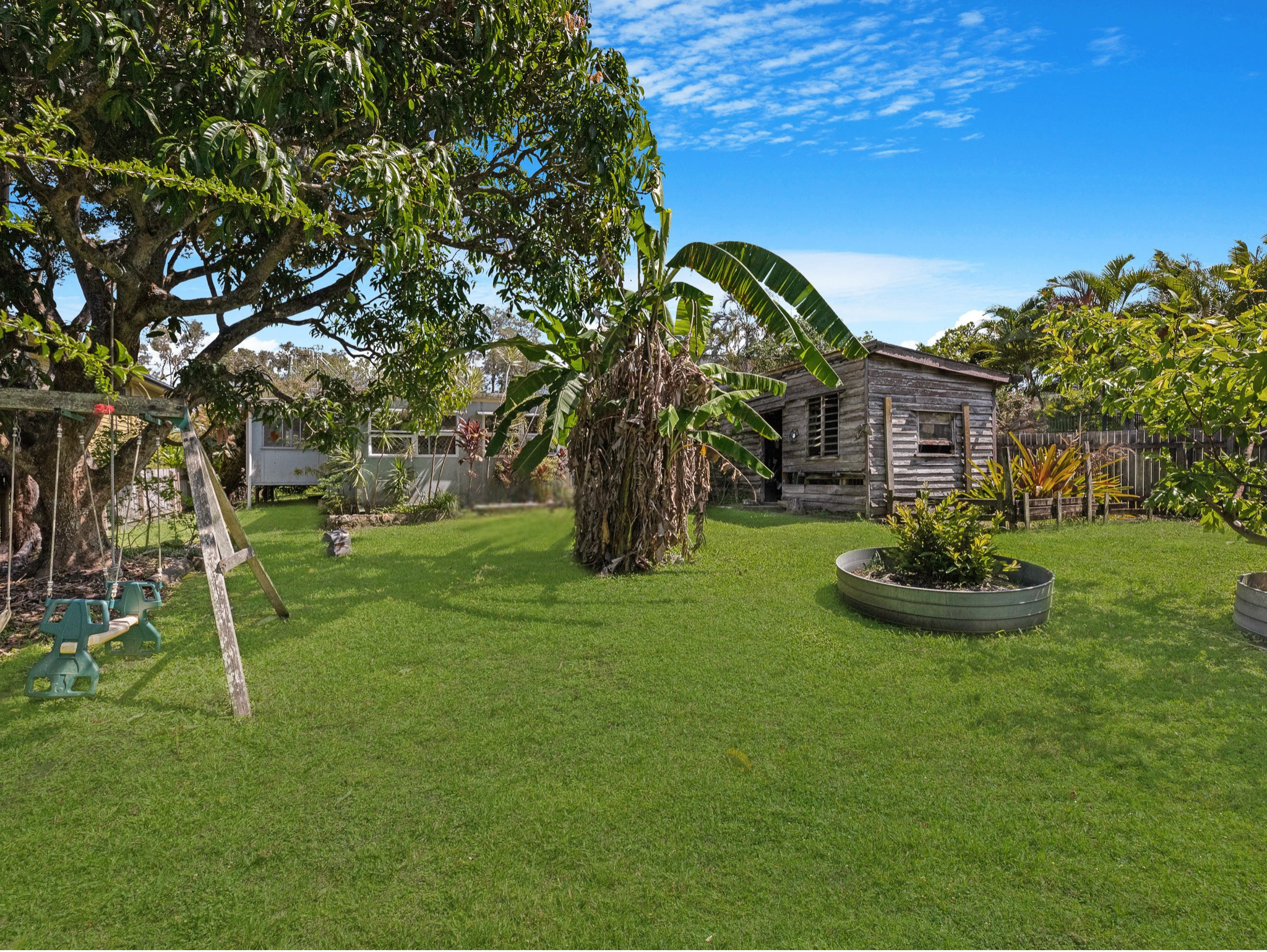 9 Mant Street, POINT VERNON, QLD 4655 AUS