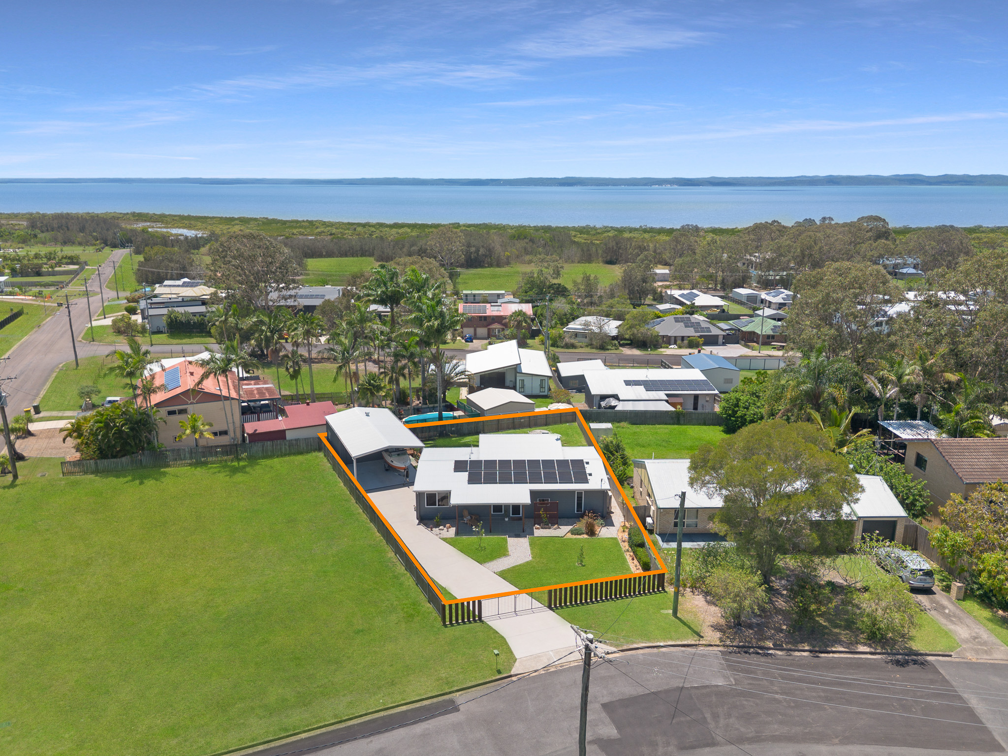 4 Avolet Crescent, RIVER HEADS, QLD 4655 AUS