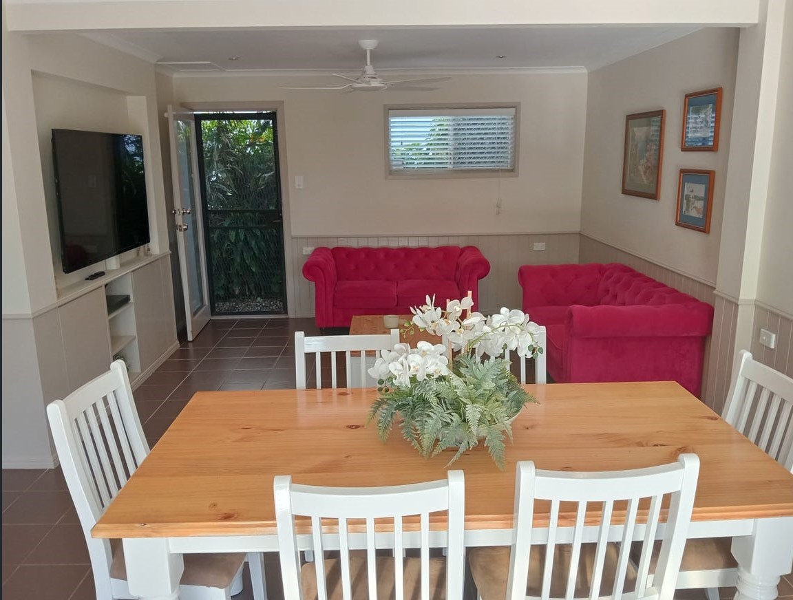 99 Pulgul Street, URANGAN, QLD 4655 AUS