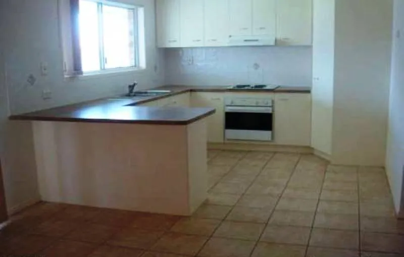 9 Bunya Court, ELI WATERS, QLD 4655 AUS