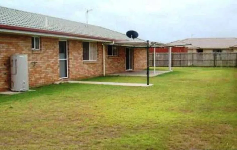 9 Bunya Court, ELI WATERS, QLD 4655 AUS