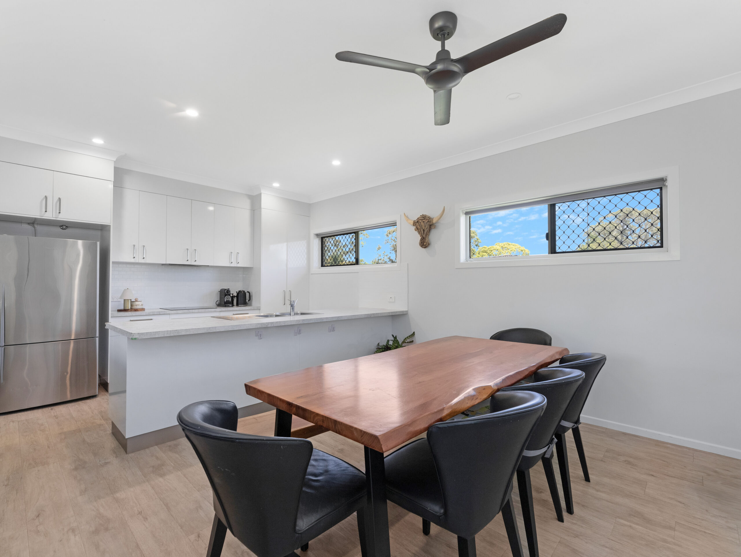 24 Gundesen Drive, URRAWEEN, QLD 4655 AUS