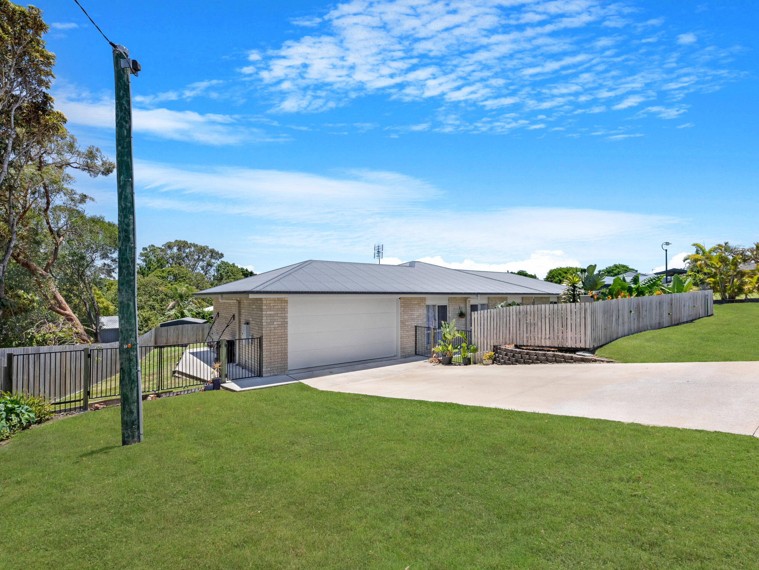 24 Gundesen Drive, URRAWEEN, QLD 4655 AUS