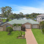26 Lester Crescent, TORQUAY, QLD 4655 AUS