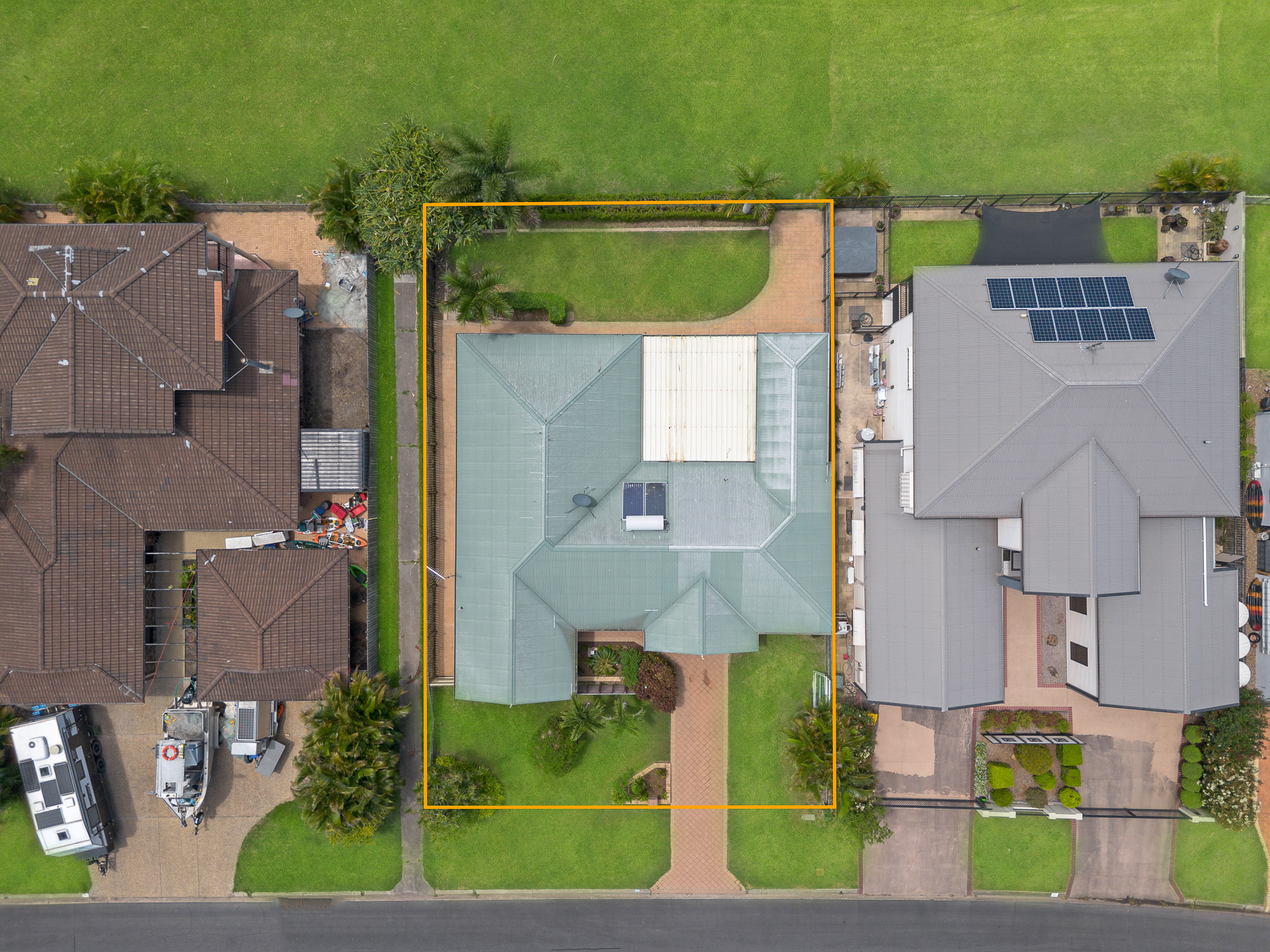 26 Lester Crescent, TORQUAY, QLD 4655 AUS
