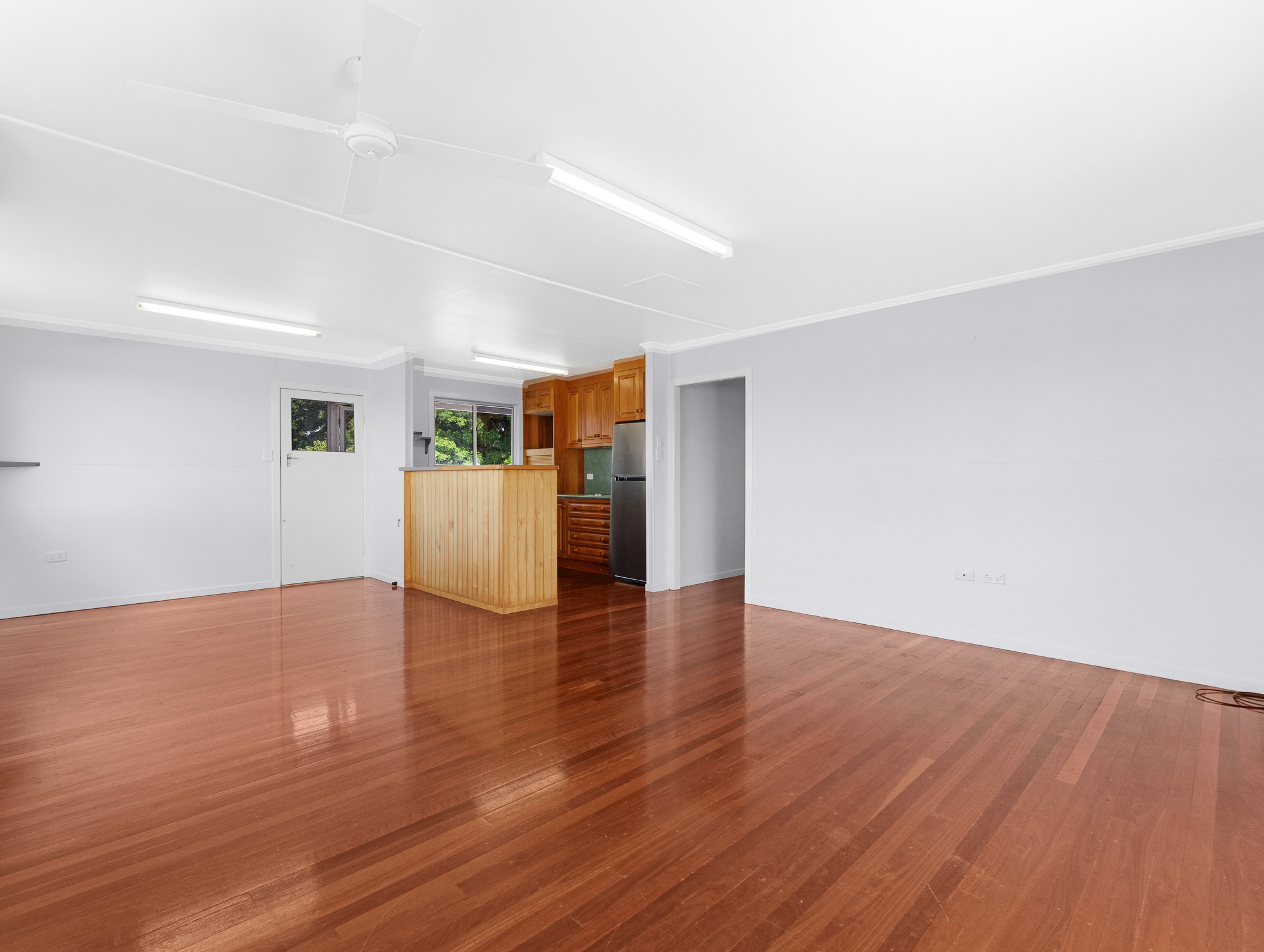 25 Flinders Street, POINT VERNON, QLD 4655 AUS