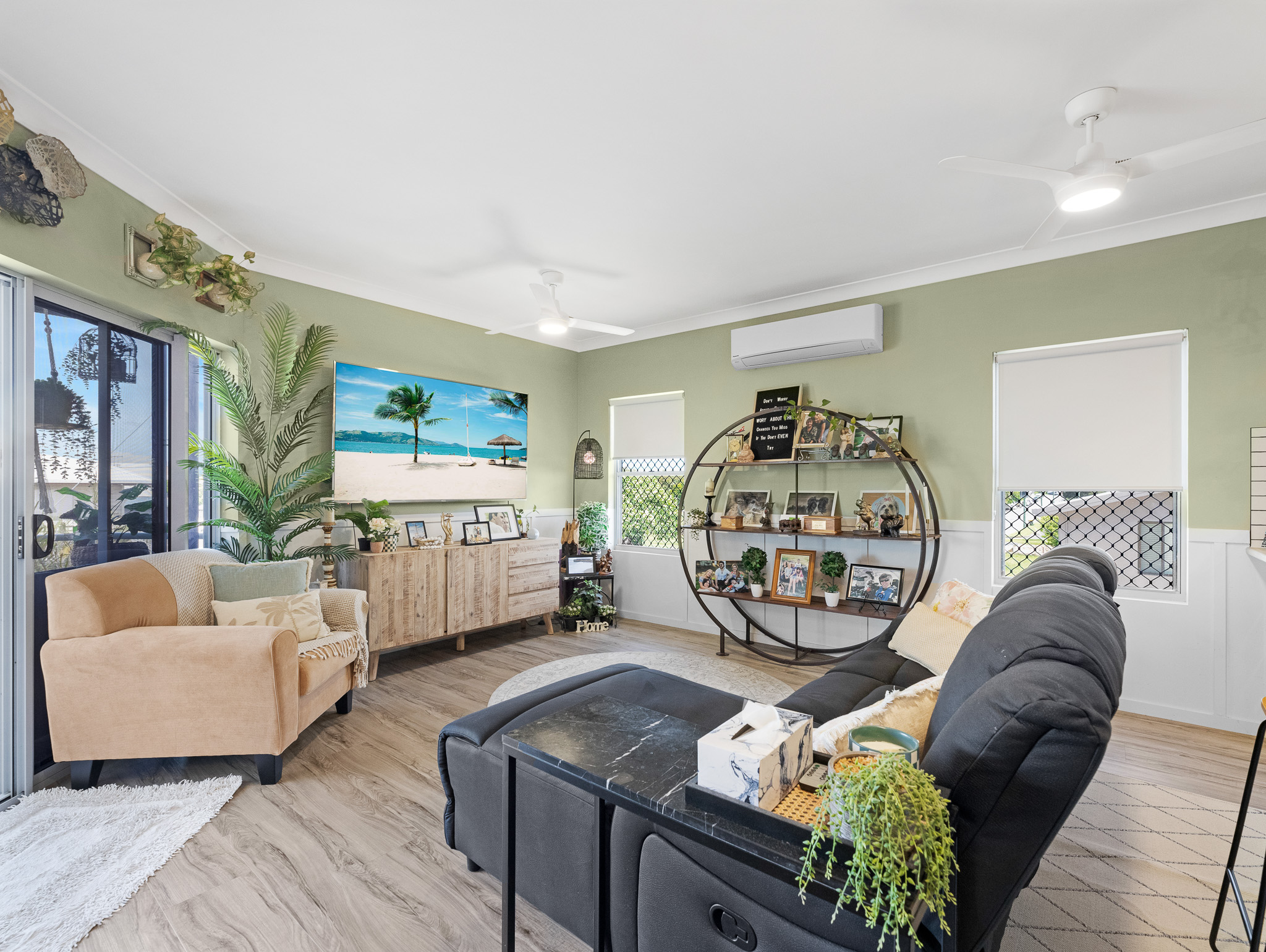 6/320 Esplanade, SCARNESS, QLD 4655 AUS