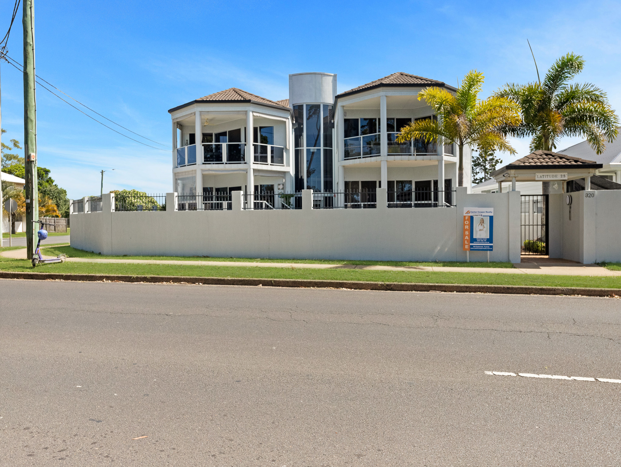 6/320 Esplanade, SCARNESS, QLD 4655 AUS