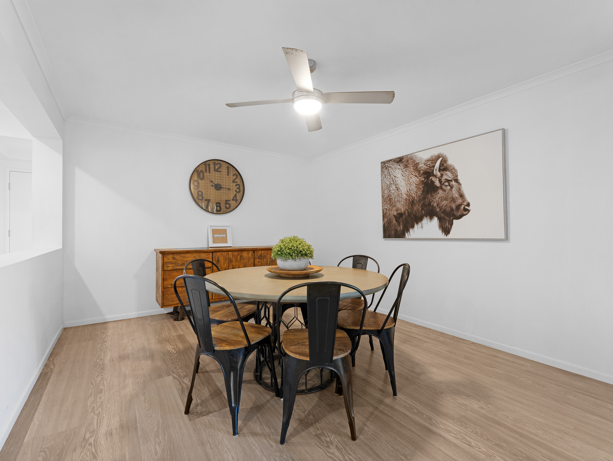 8 Pearl Drive, CRAIGNISH, QLD 4655 AUS