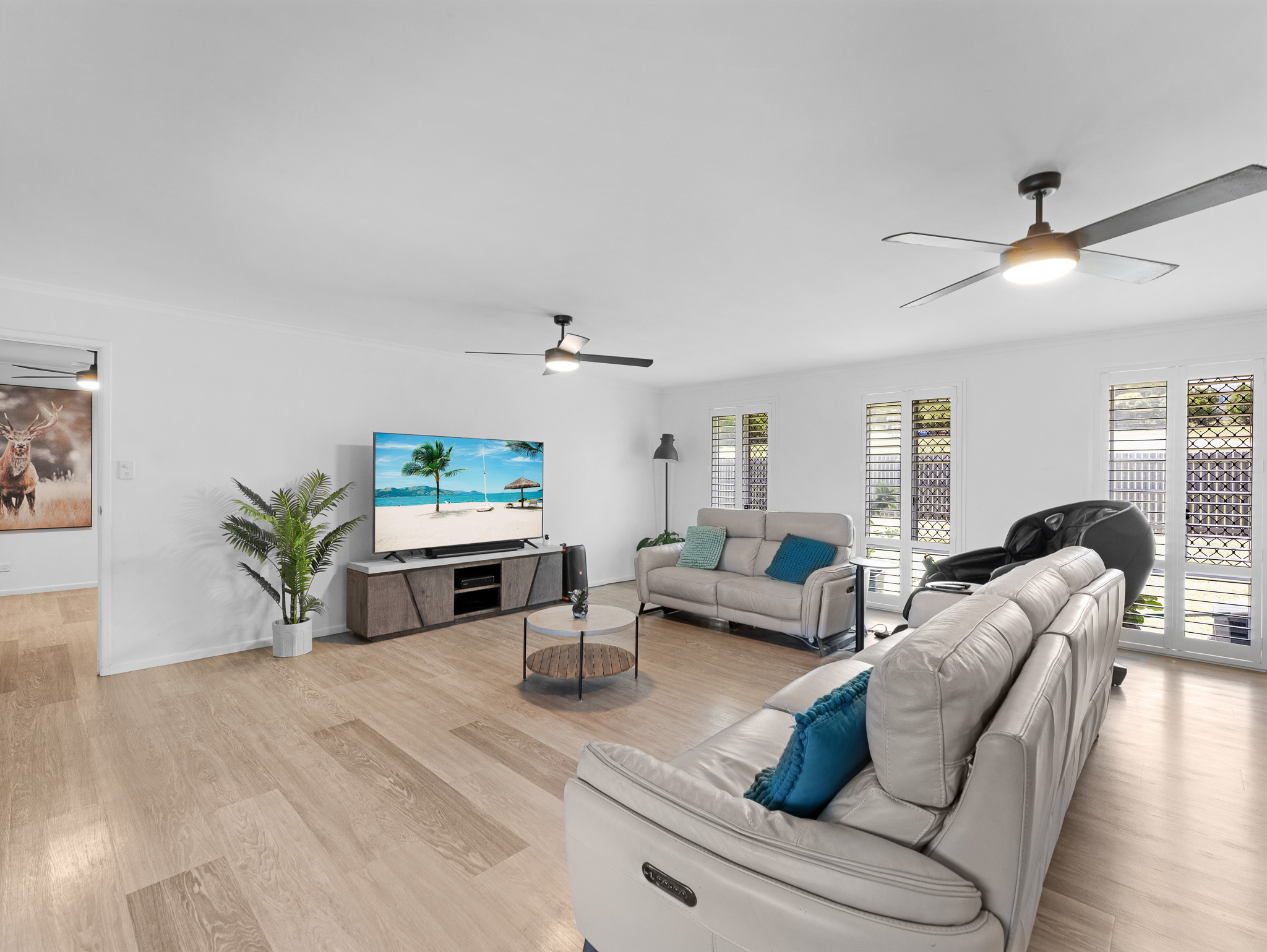 8 Pearl Drive, CRAIGNISH, QLD 4655 AUS