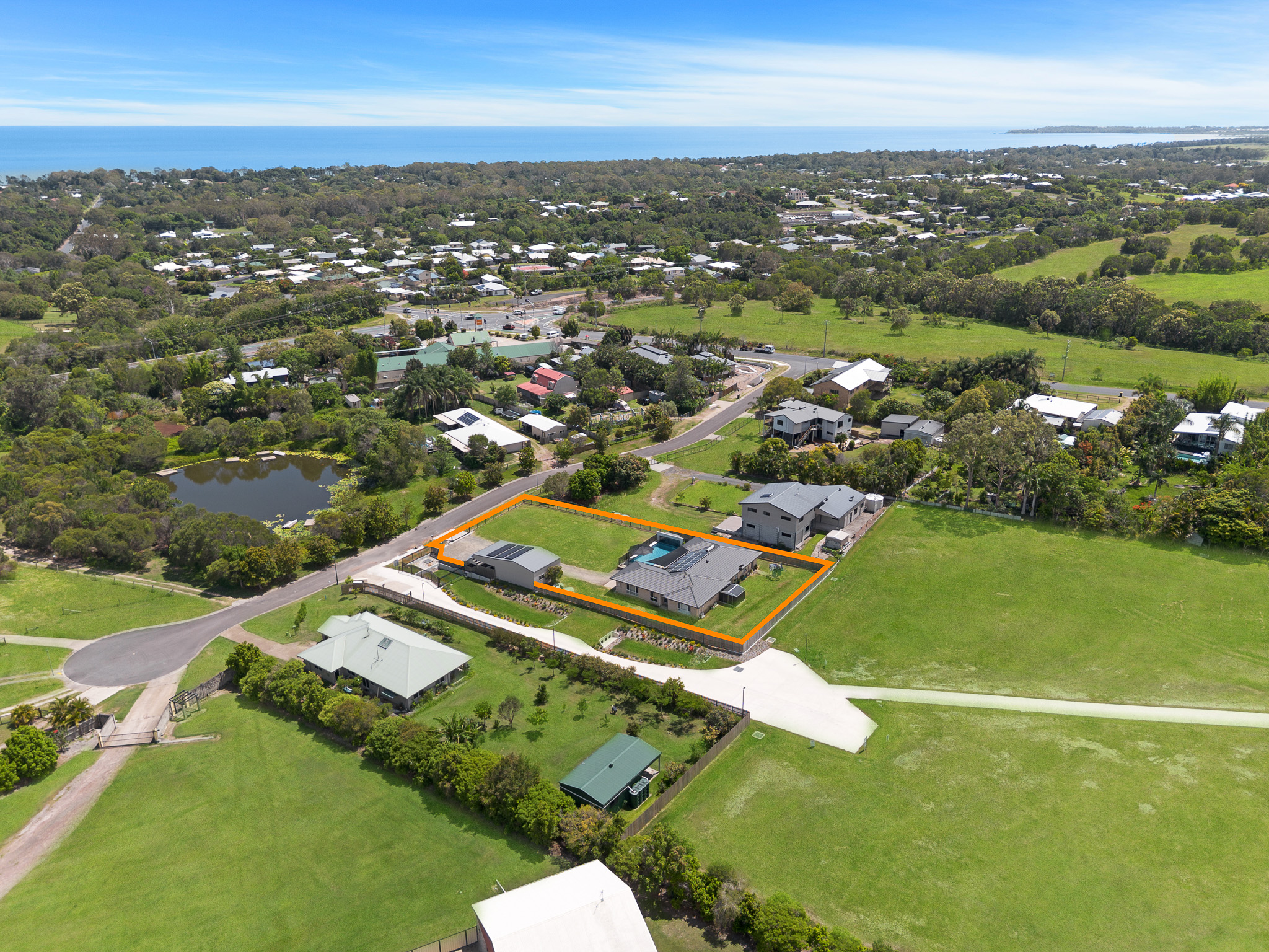 8 Pearl Drive, CRAIGNISH, QLD 4655 AUS
