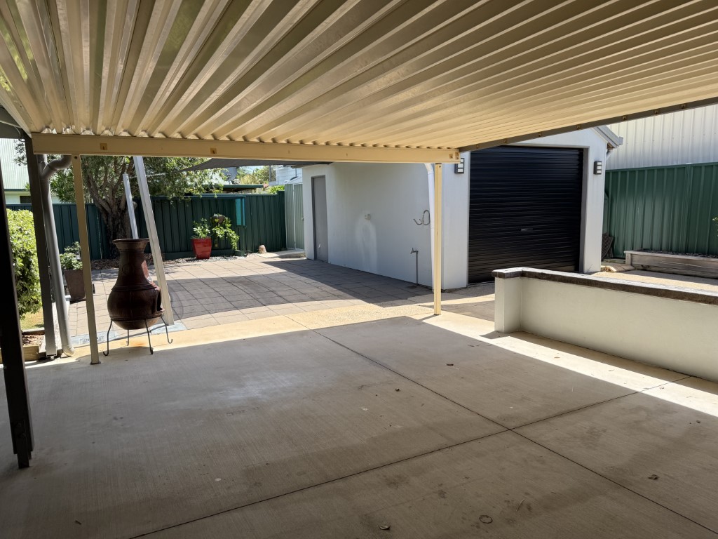 25 Turrum Street, SCARNESS, QLD 4655 AUS