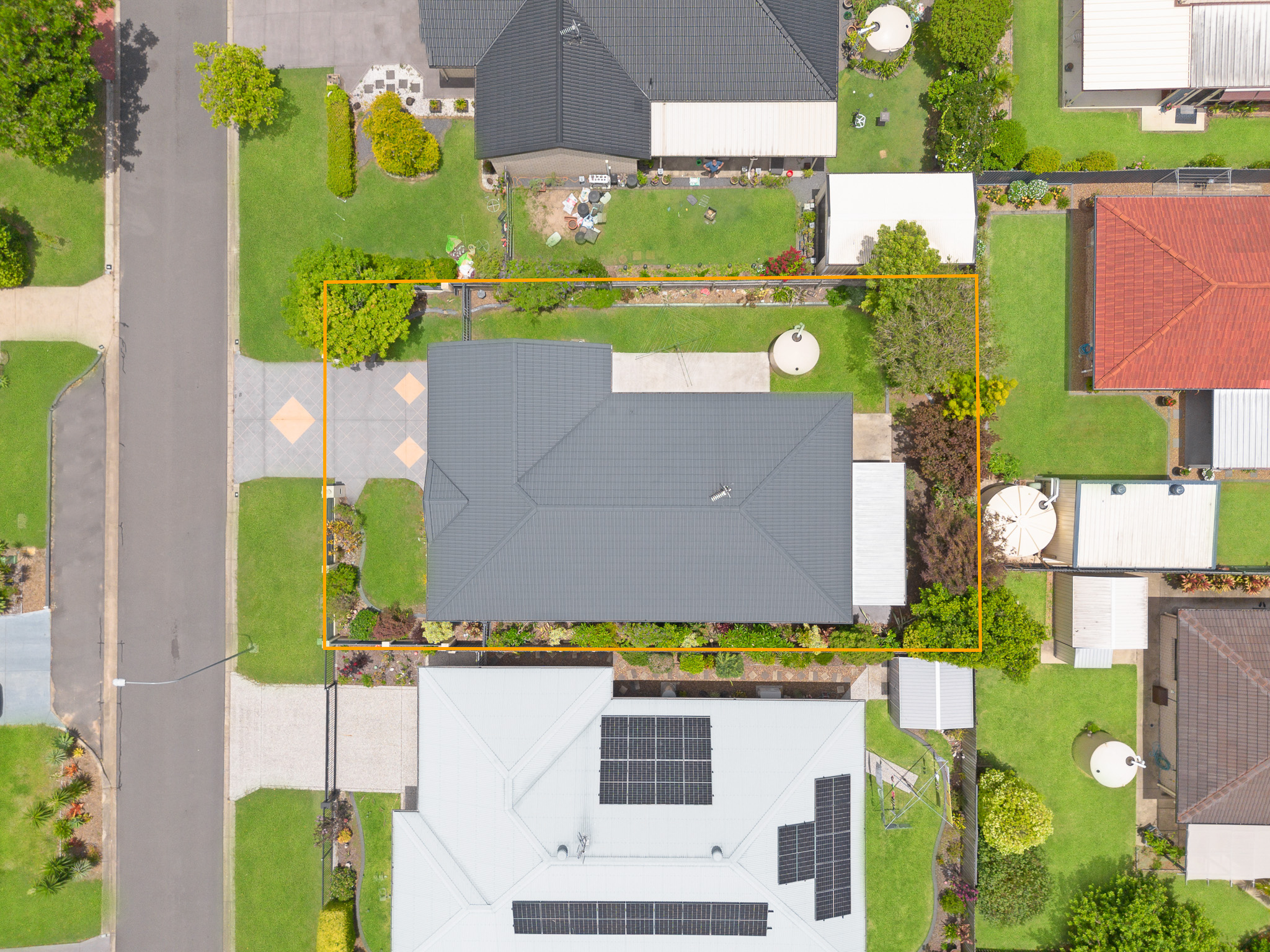 6 Dory Drive, POINT VERNON, QLD 4655 AUS