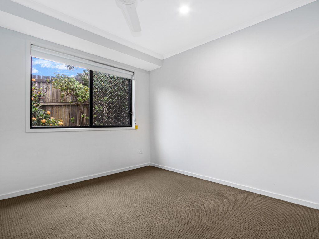 1/17 Eli Court, KAWUNGAN, QLD 4655 AUS