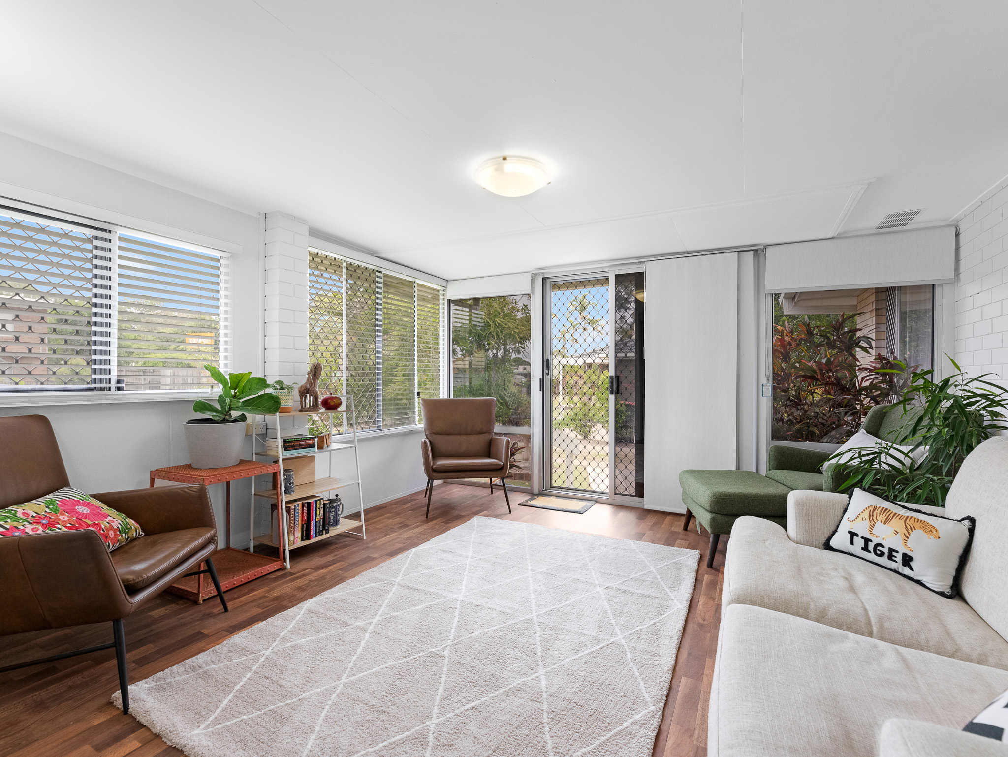 17 Campbell Street, TORQUAY, QLD 4655 AUS