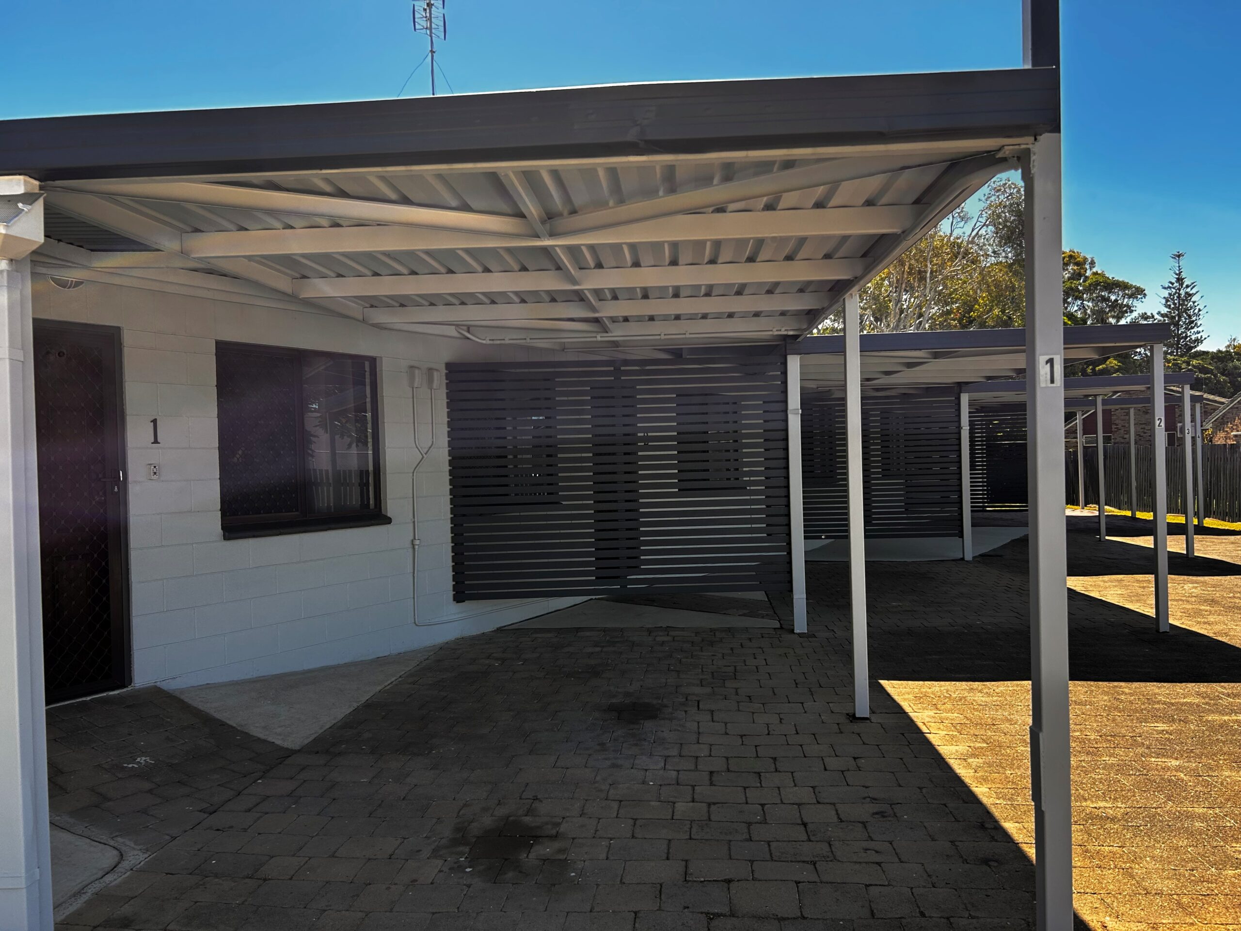 1/19 Bideford Street, TORQUAY, QLD 4655 AUS