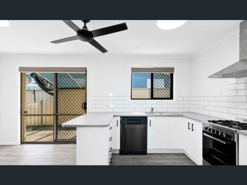 35 Limpus Street, URANGAN, QLD 4655 AUS