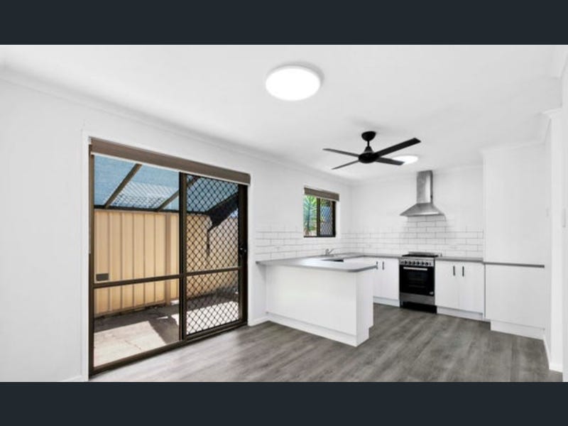 35 Limpus Street, URANGAN, QLD 4655 AUS