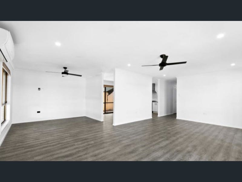 35 Limpus Street, URANGAN, QLD 4655 AUS