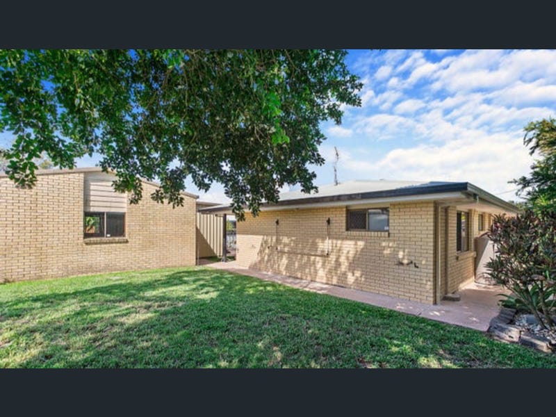 35 Limpus Street, URANGAN, QLD 4655 AUS