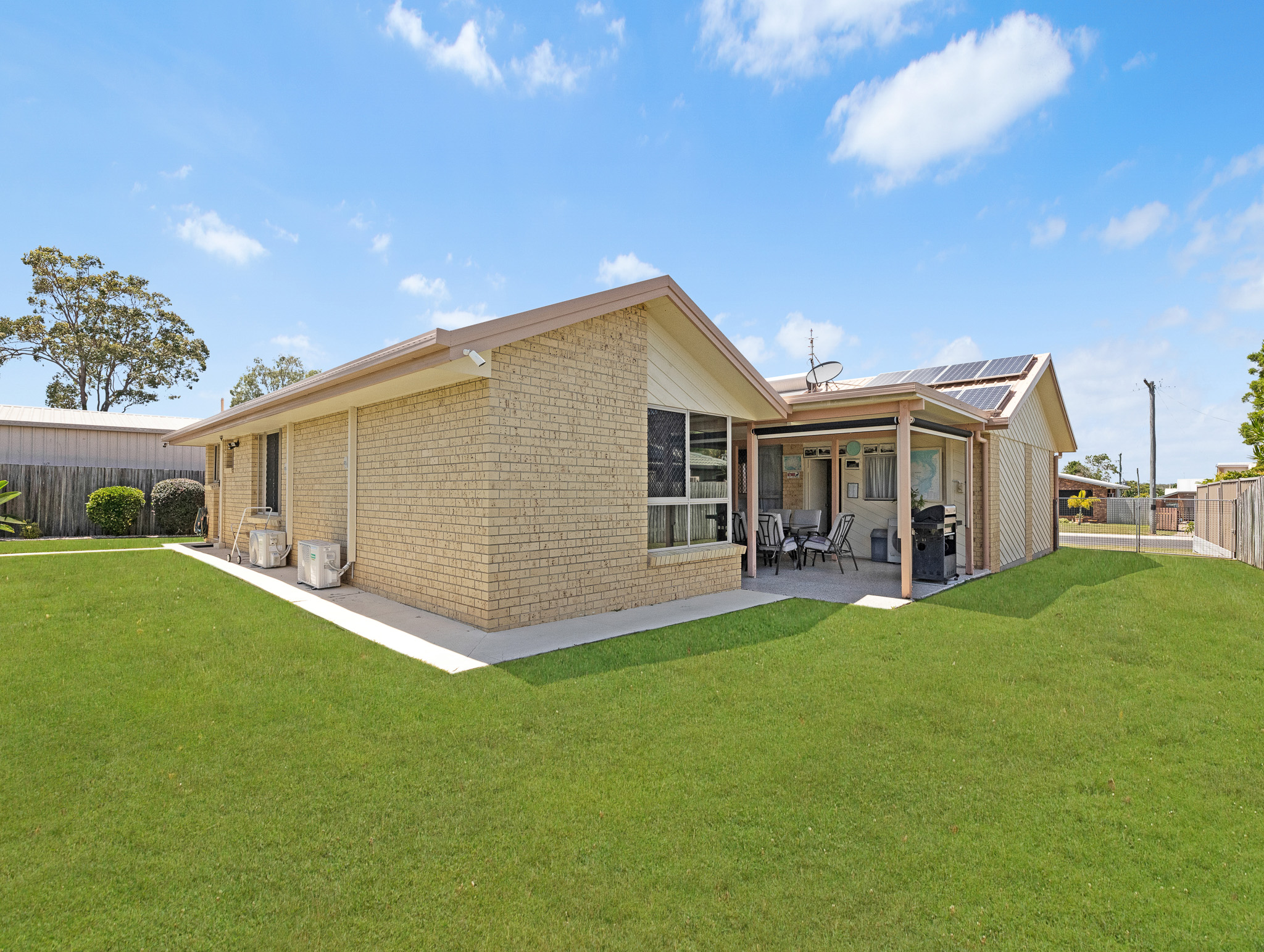 5 Maryanne Court, POINT VERNON, QLD 4655 AUS