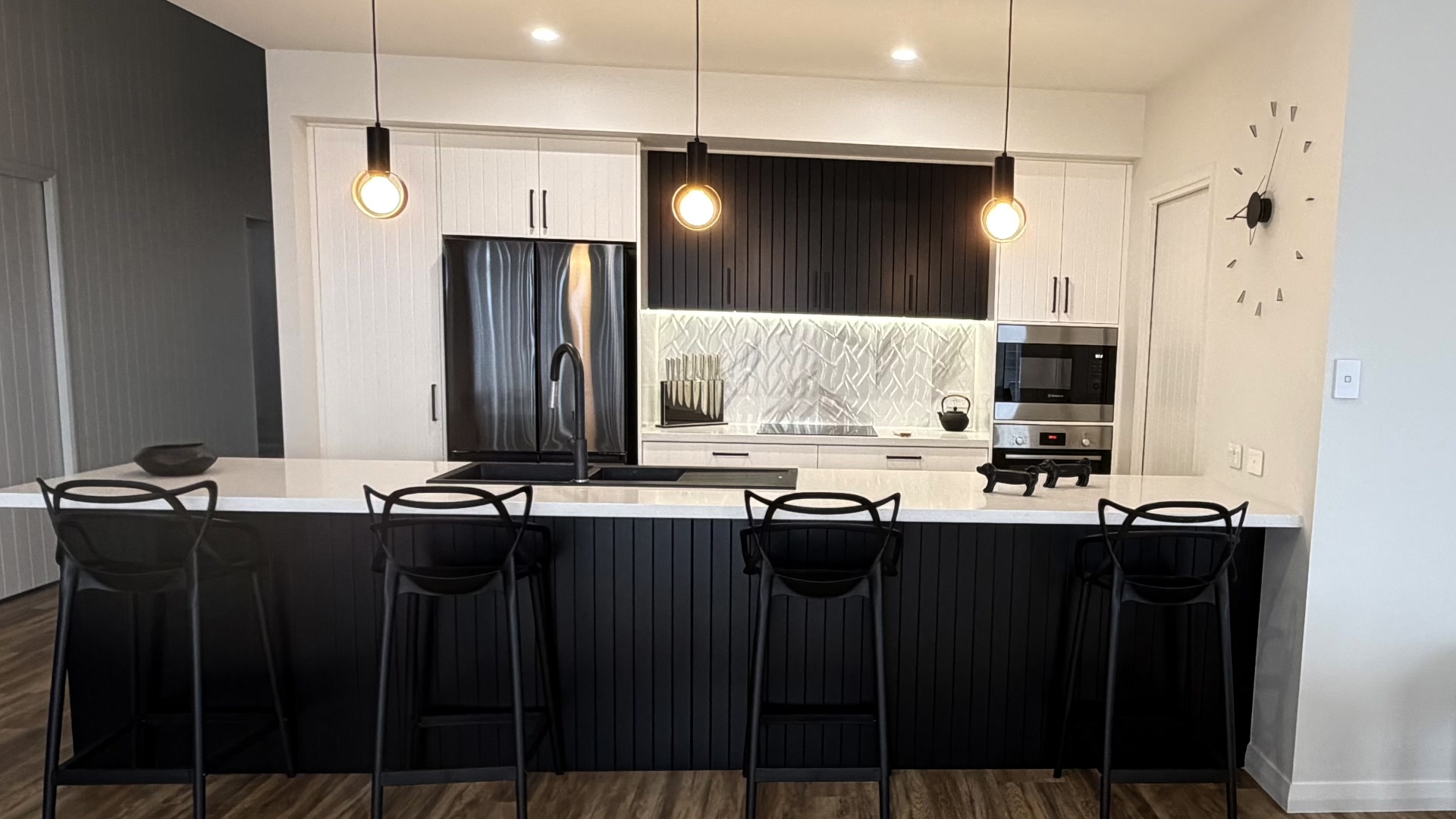 15/77 Spring Way, NIKENBAH, QLD 4655 AUS