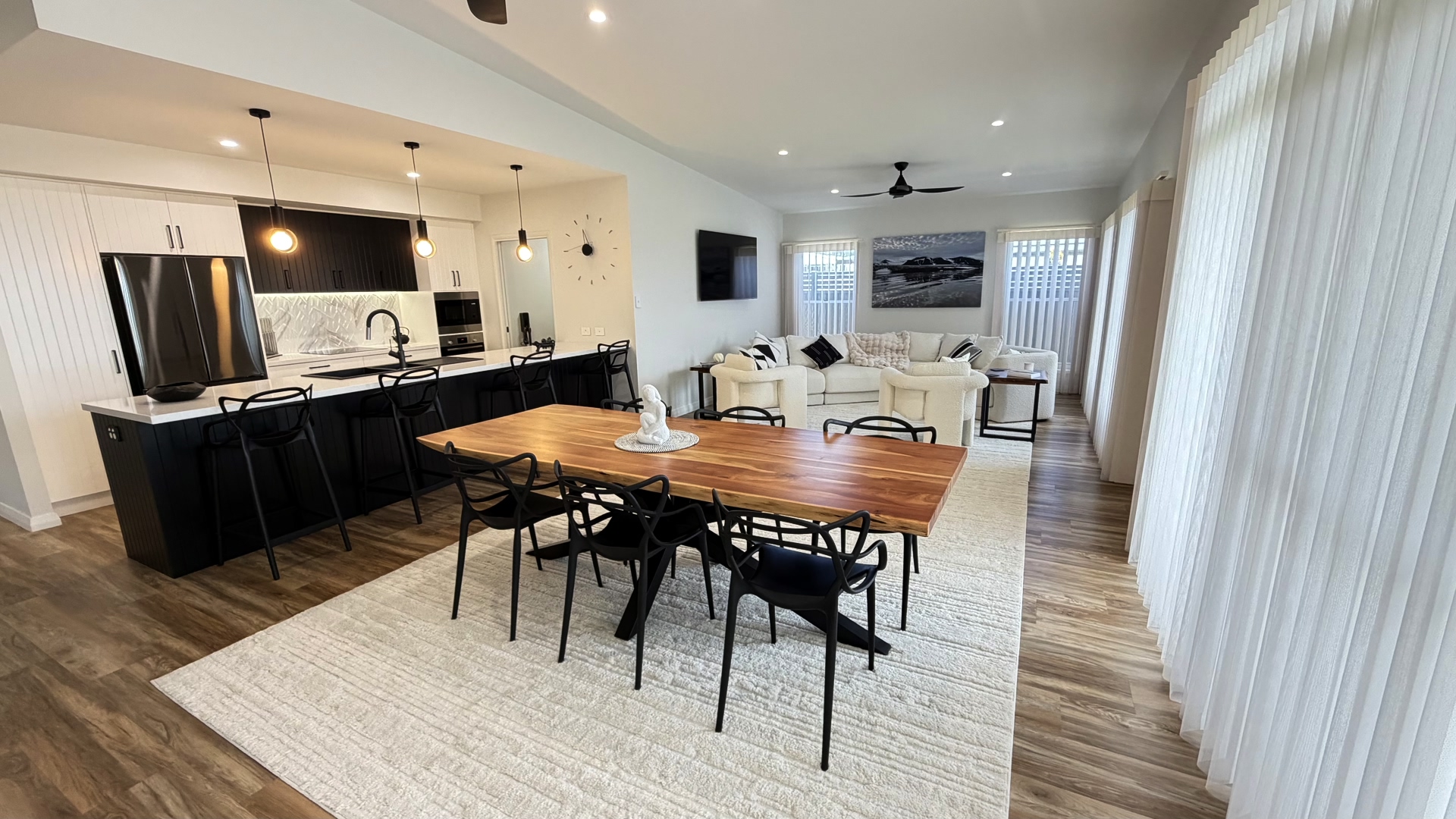 15/77 Spring Way, NIKENBAH, QLD 4655 AUS