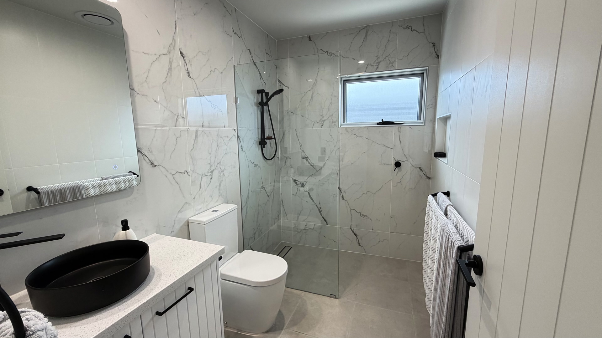 15/77 Spring Way, NIKENBAH, QLD 4655 AUS