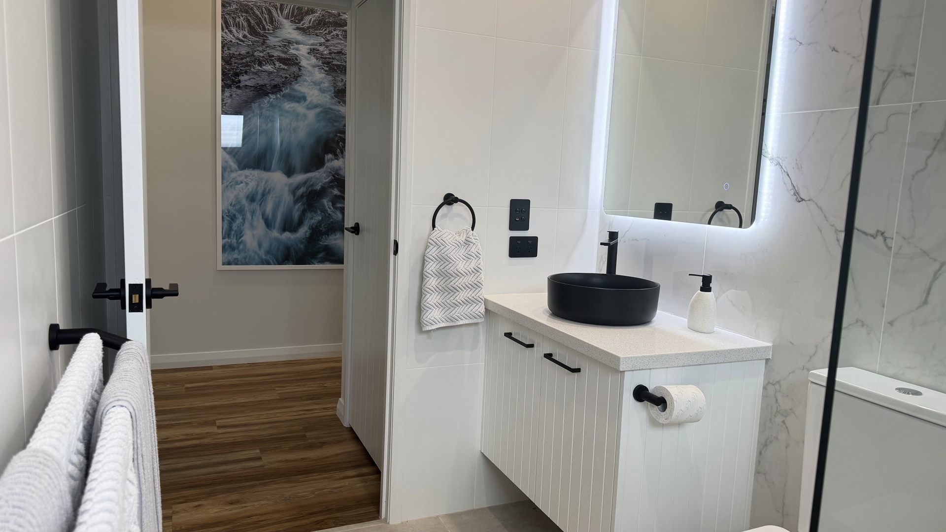 15/77 Spring Way, NIKENBAH, QLD 4655 AUS