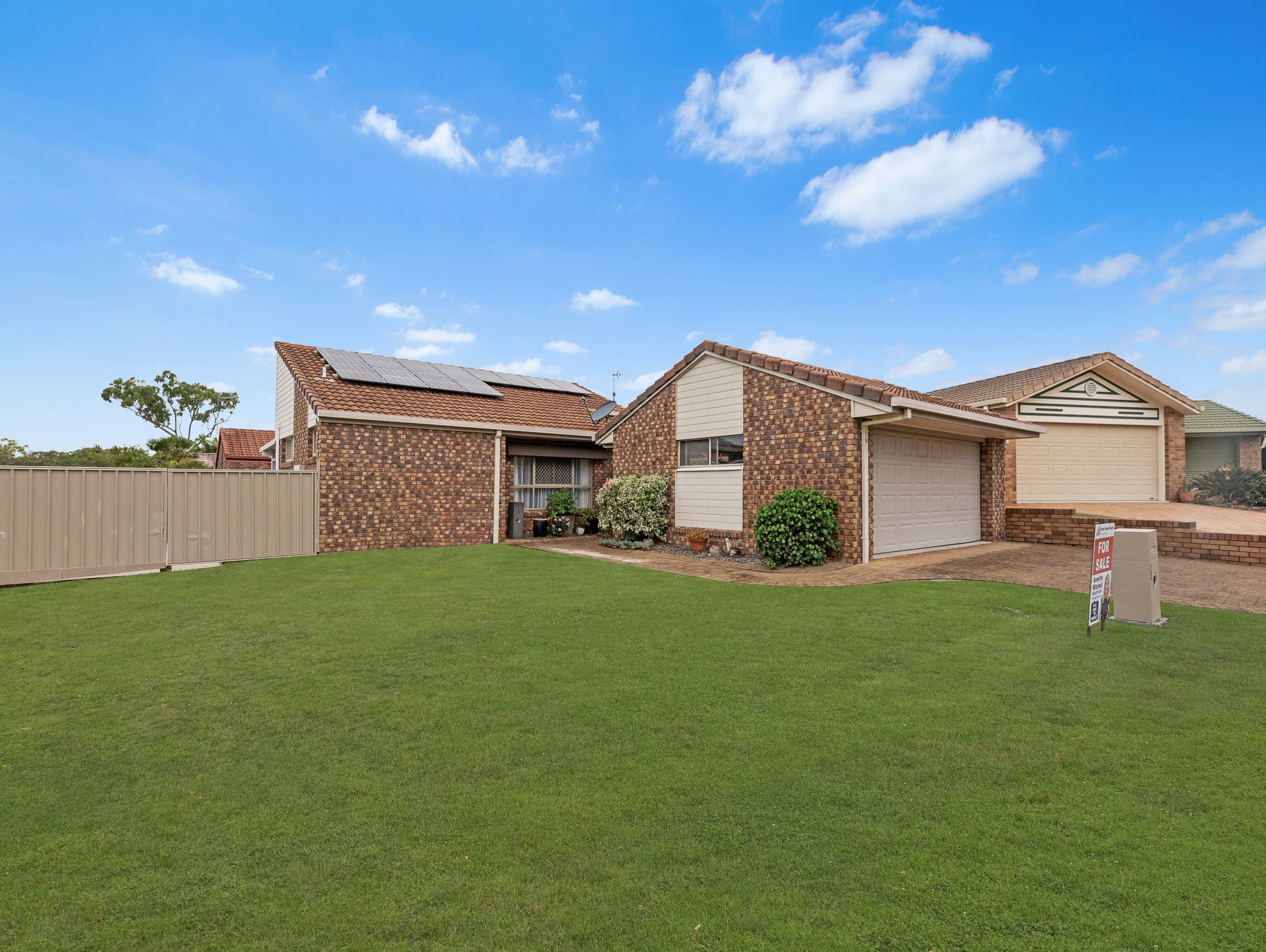 6 Woodland Close, TORQUAY, QLD 4655 AUS
