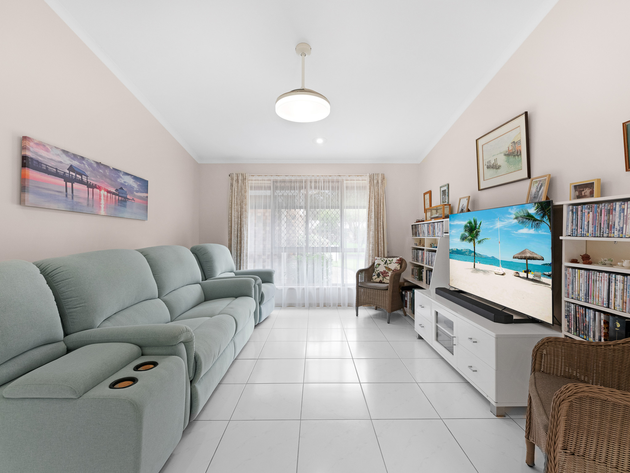 6 Woodland Close, TORQUAY, QLD 4655 AUS