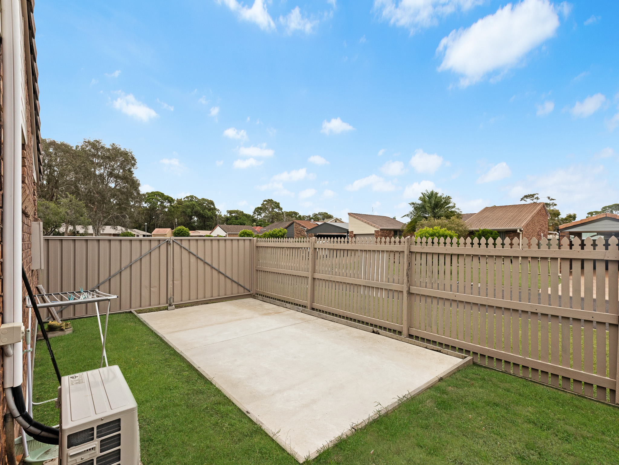 6 Woodland Close, TORQUAY, QLD 4655 AUS