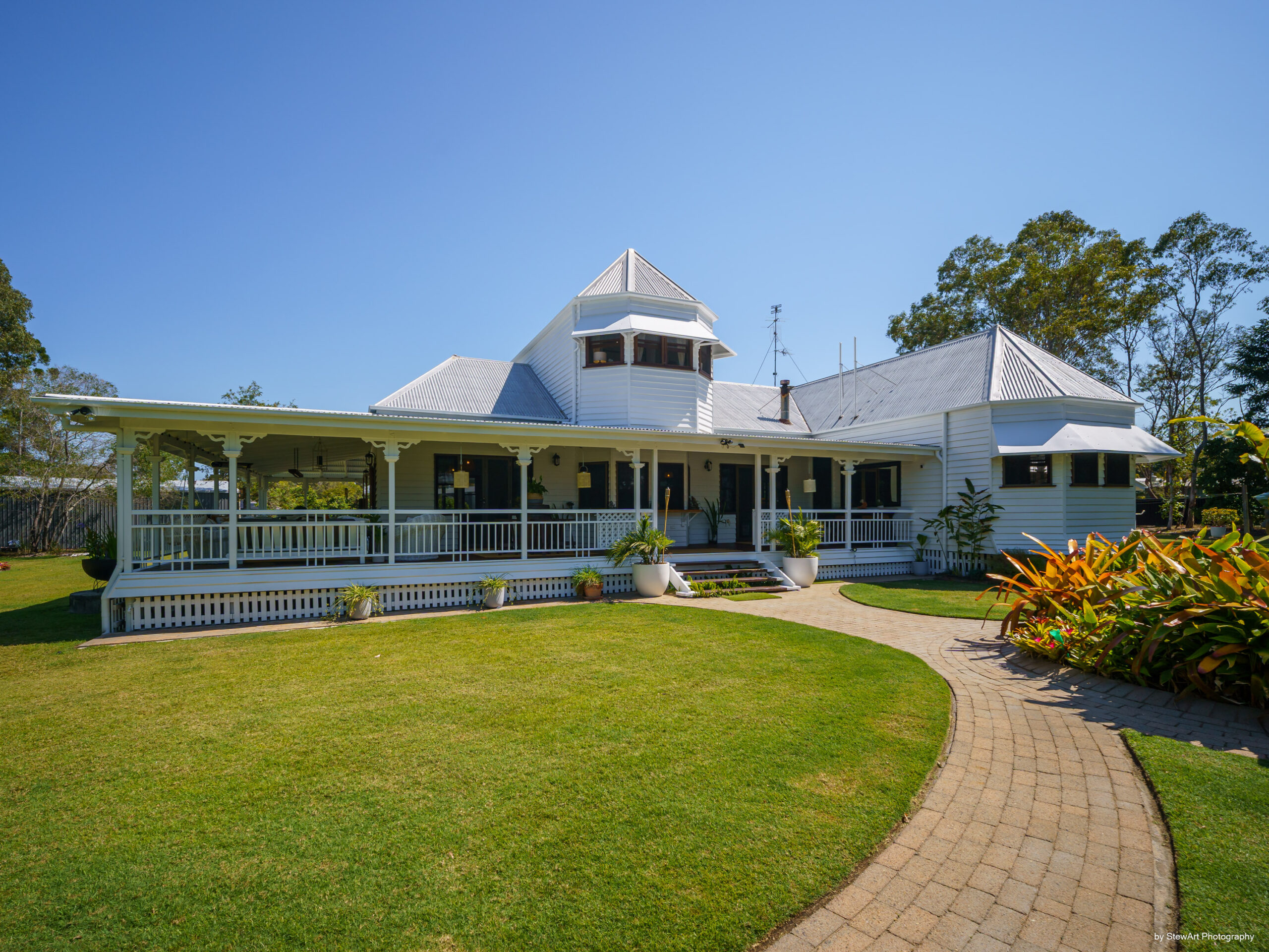 12 Burralong Drive, WONDUNNA, QLD 4655 AUS