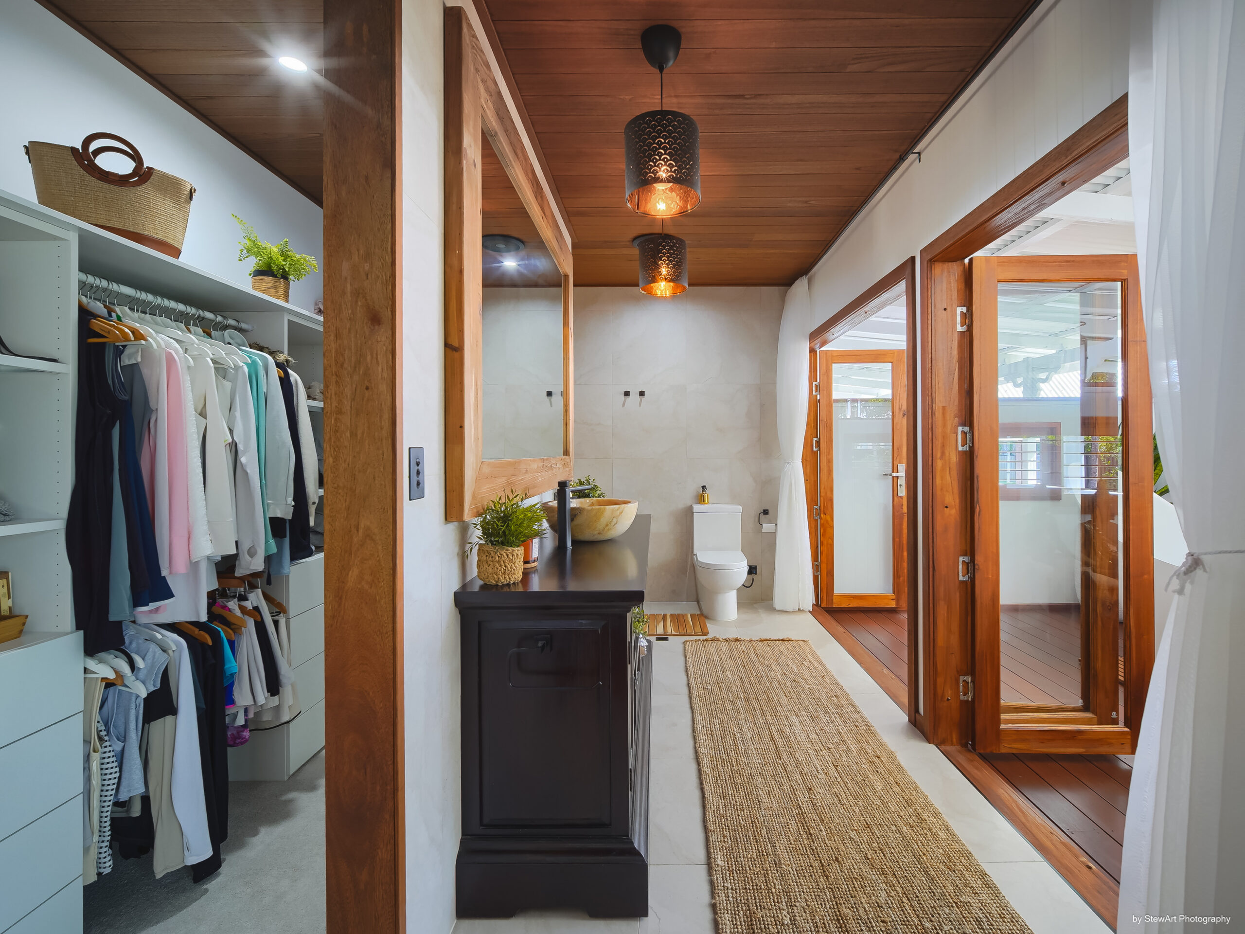 12 Burralong Drive, WONDUNNA, QLD 4655 AUS