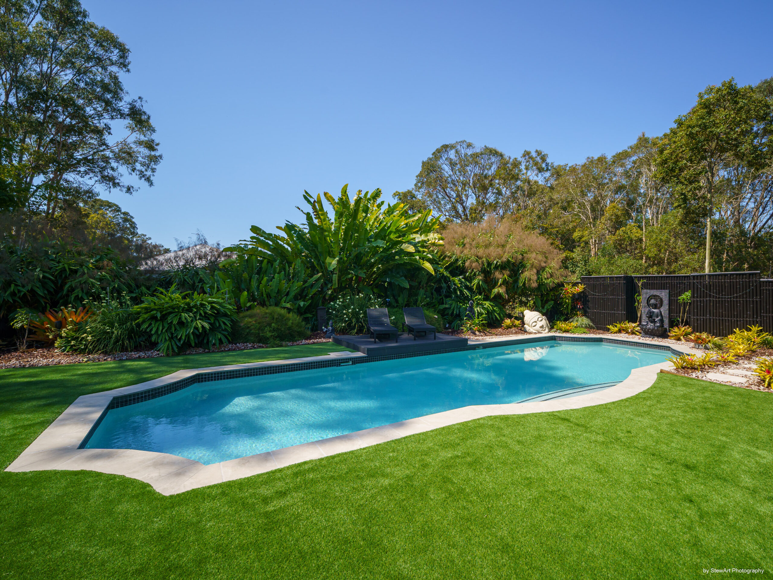 12 Burralong Drive, WONDUNNA, QLD 4655 AUS