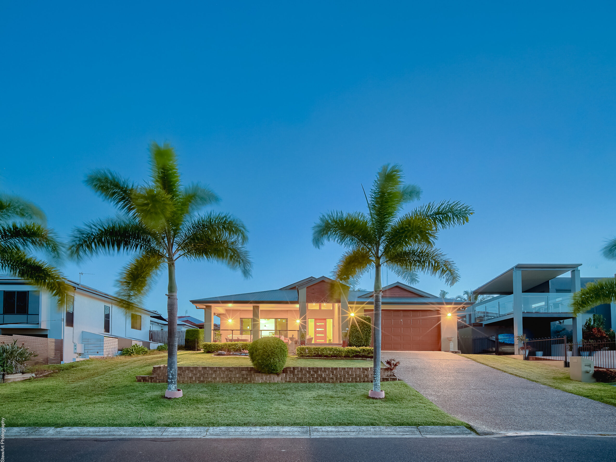 6 Pohlmann Court, SCARNESS, QLD 4655 AUS