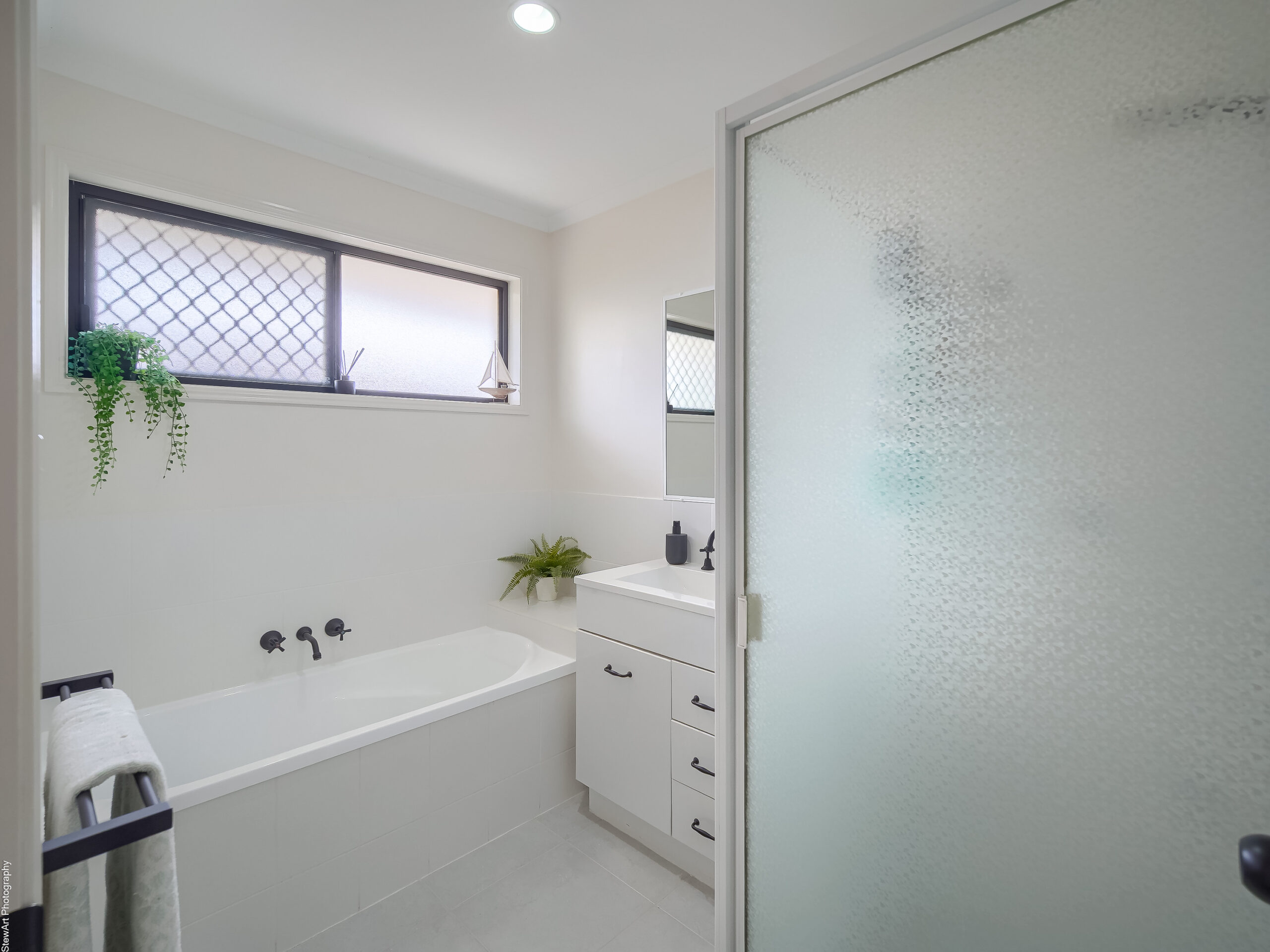 45 Archer Drive, POINT VERNON, QLD 4655 AUS