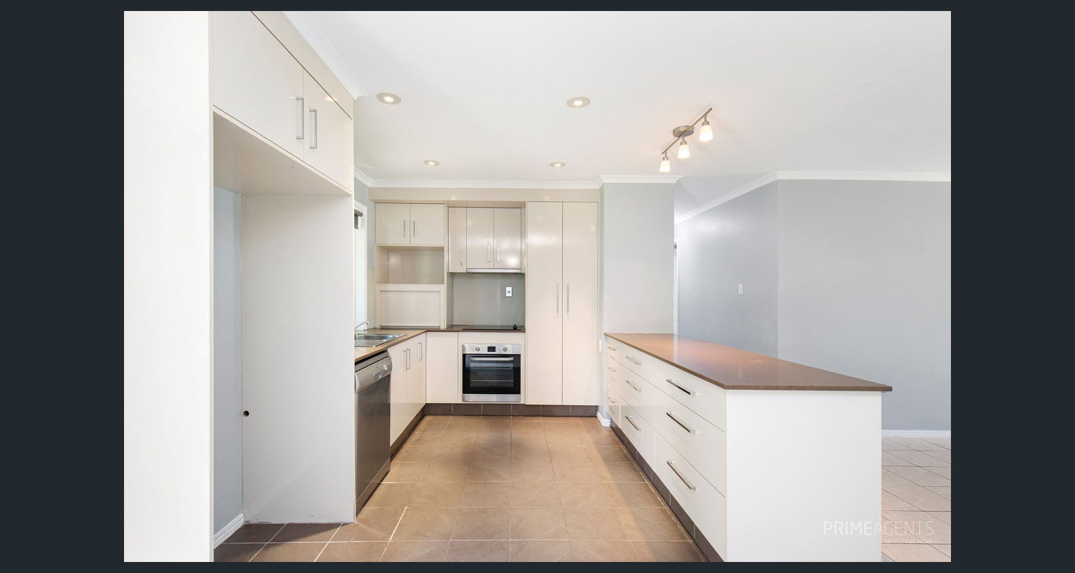 7 Howlett Street, URANGAN, QLD 4655 AUS